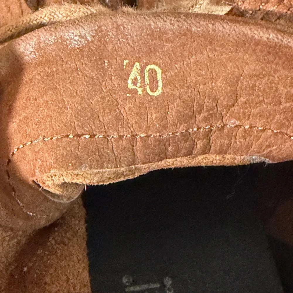 JOSEF SEIBEL Sienna Distressed Leather Ankle Bootie